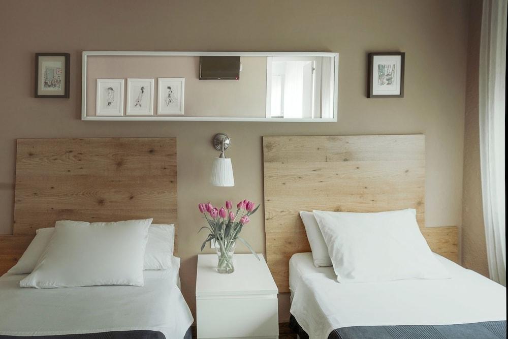 B&B Ines Sant Cugat del Vallès Екстериор снимка