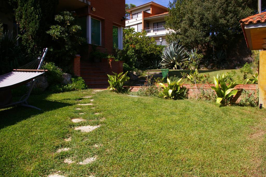 B&B Ines Sant Cugat del Vallès Екстериор снимка