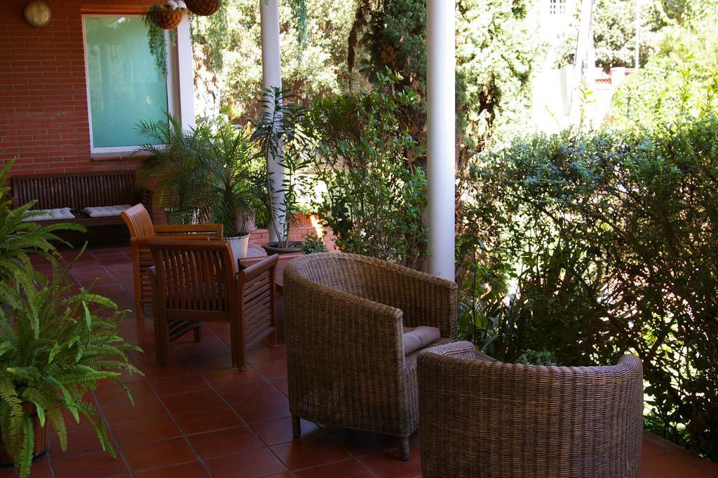 B&B Ines Sant Cugat del Vallès Екстериор снимка