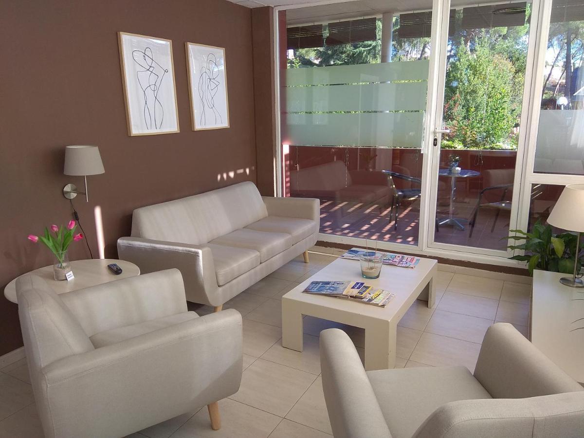 B&B Ines Sant Cugat del Vallès Екстериор снимка
